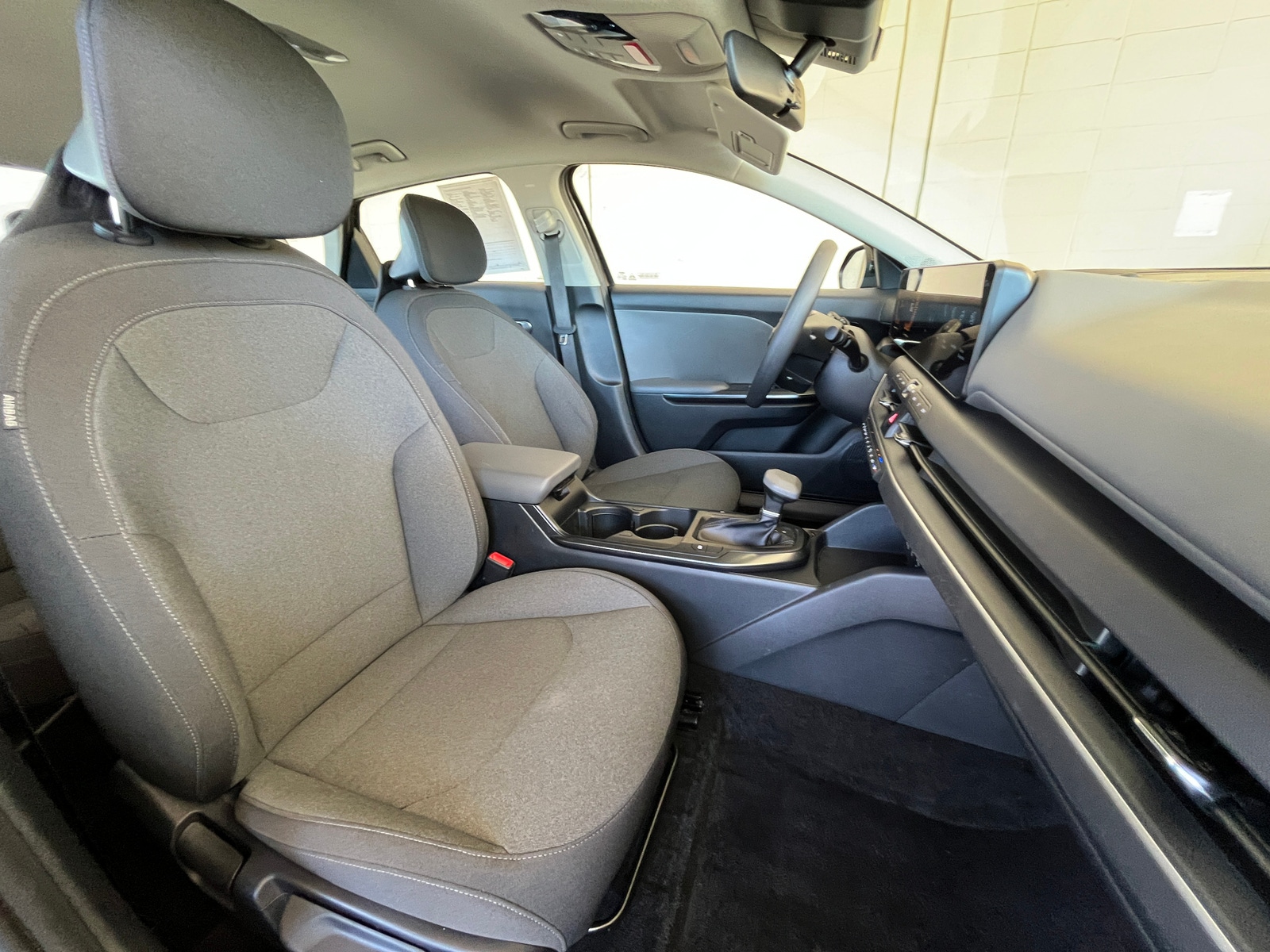 Thumbnail: 2025 Kia K4 - 2