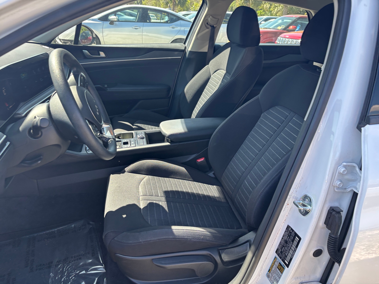 Thumbnail: 2025 Kia K5 - 2