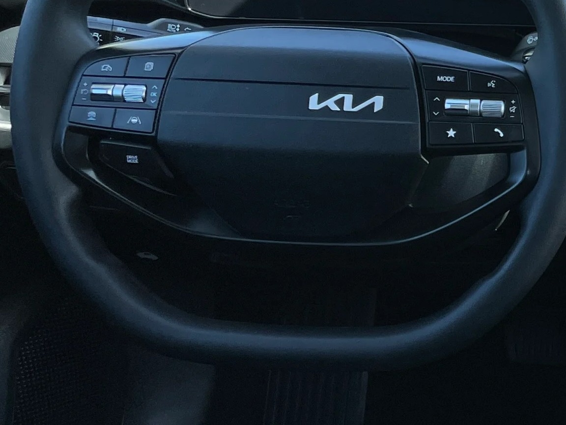 Thumbnail: 2025 Kia K4 - 5