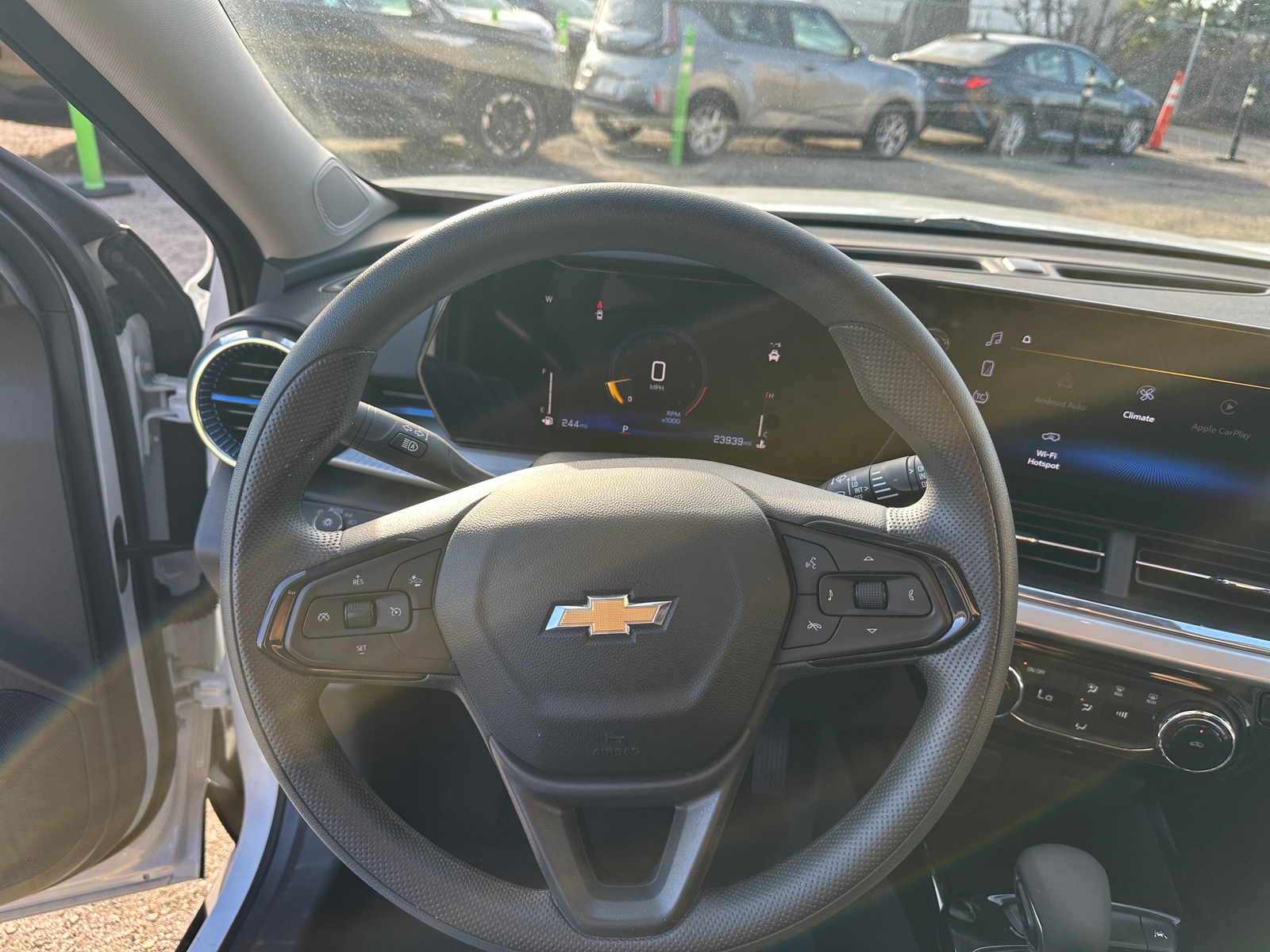 Thumbnail: 2025 Chevrolet Trax - 5