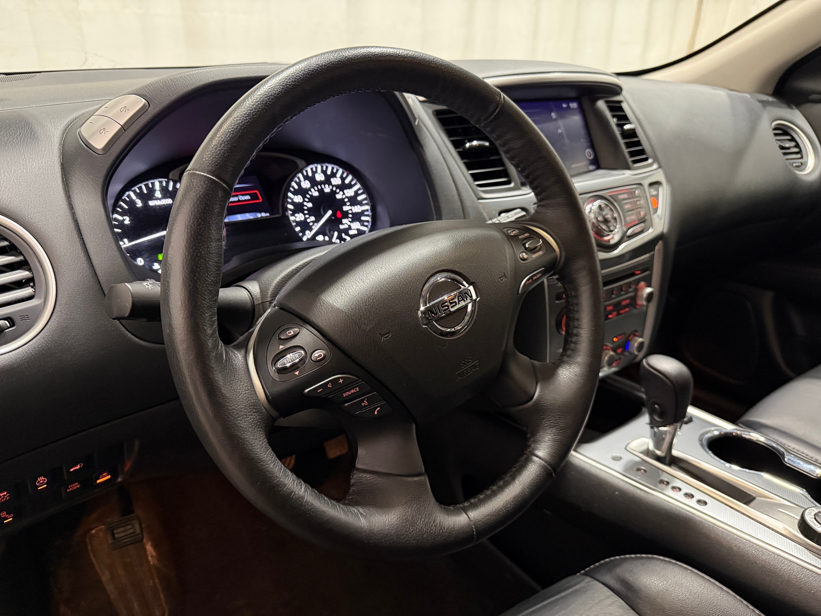 Thumbnail: 2020 Nissan Pathfinder - 4