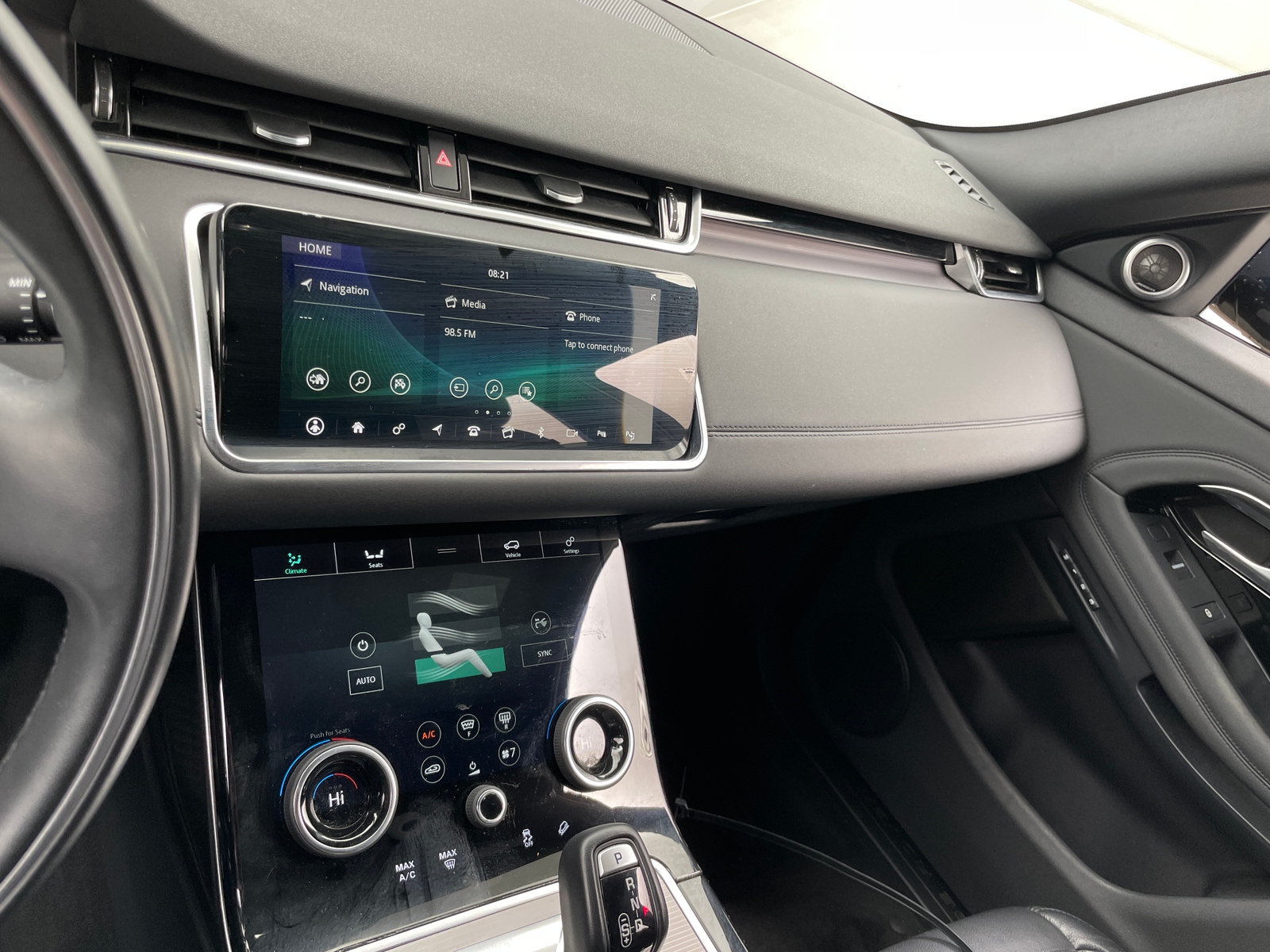 Thumbnail: 2020 Land Rover Range Rover Evoque - 3