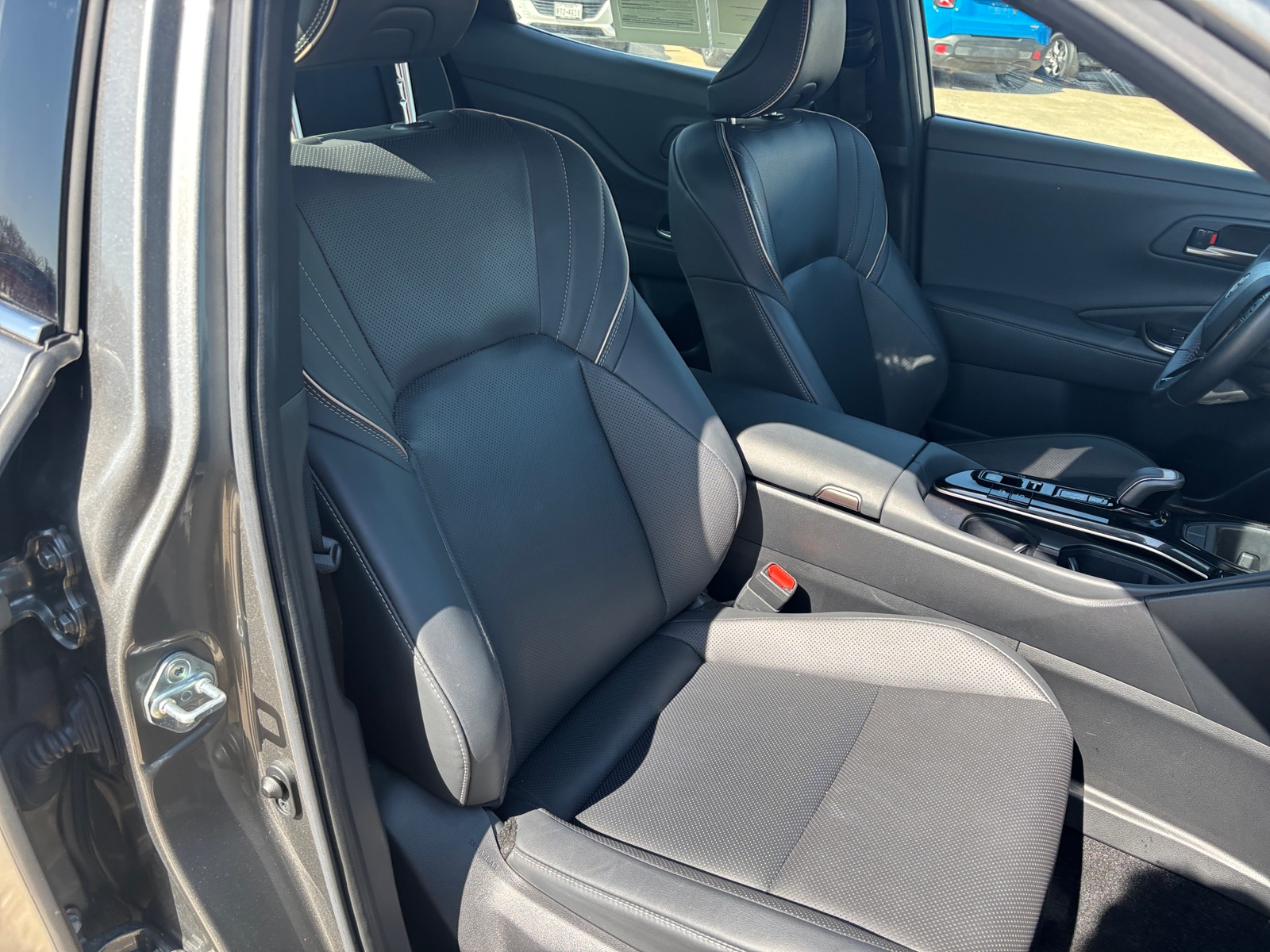 Thumbnail: 2025 Toyota Crown - 2