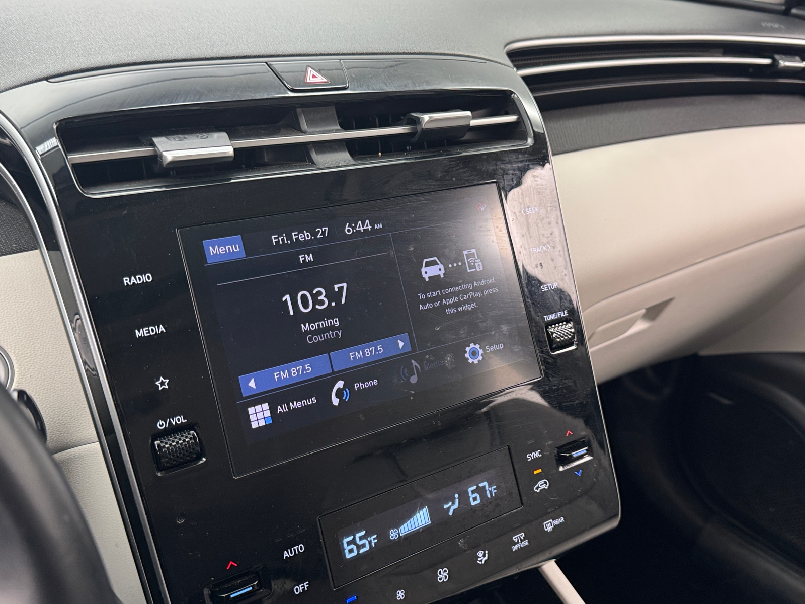 Thumbnail: 2022 Hyundai Tucson - 4