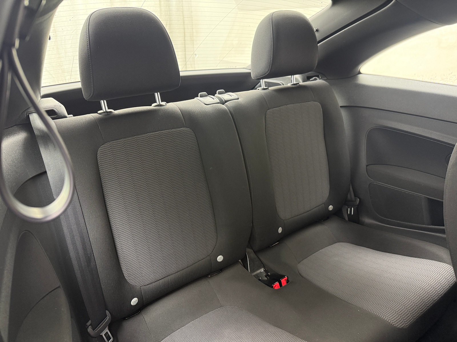 Thumbnail: 2014 Volkswagen Beetle - 6