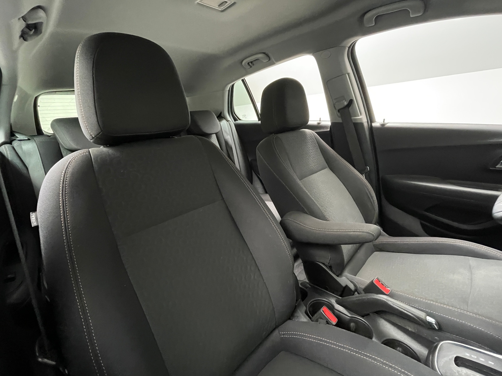 Thumbnail: 2019 Chevrolet Trax - 2