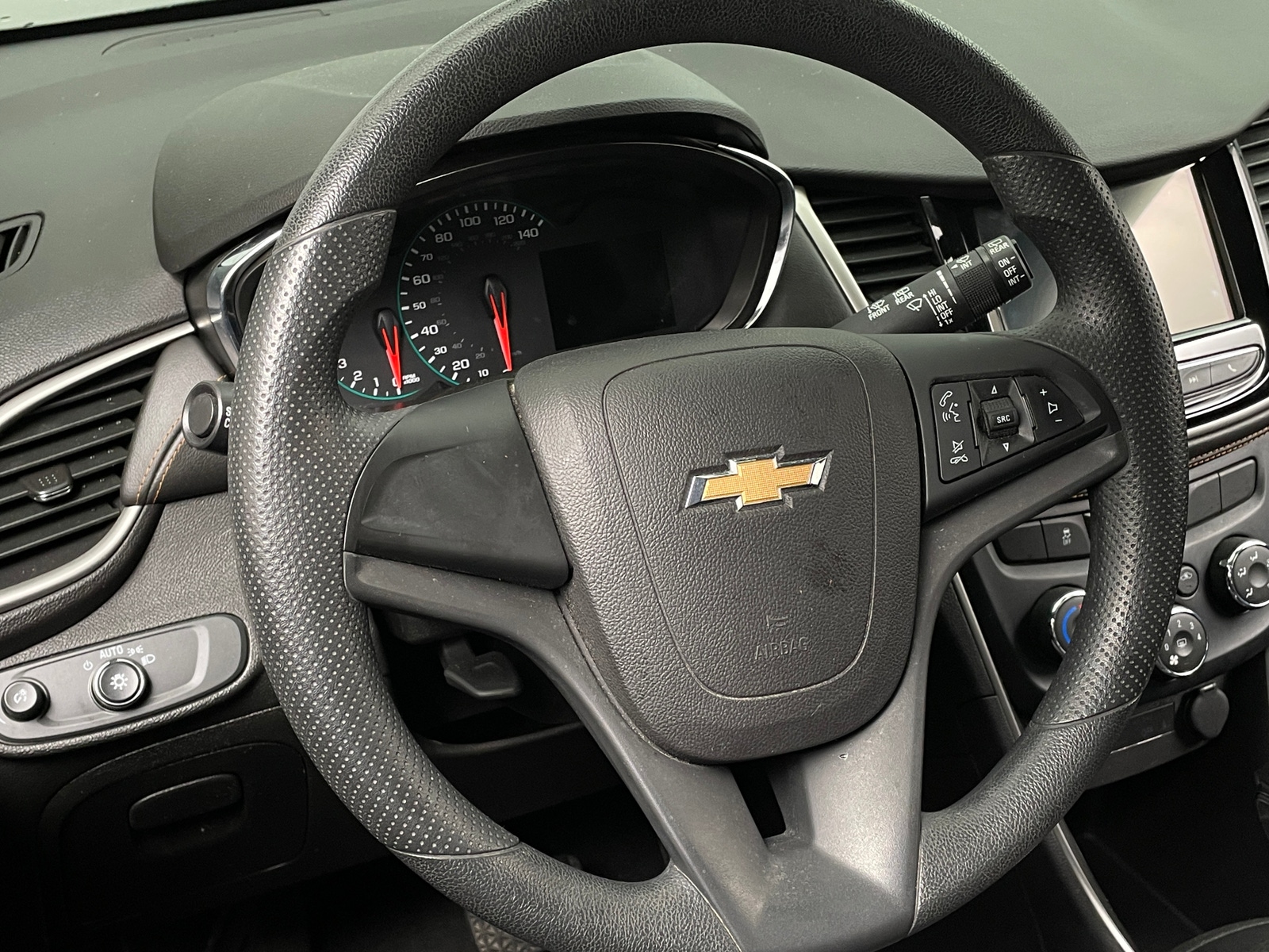Thumbnail: 2019 Chevrolet Trax - 5