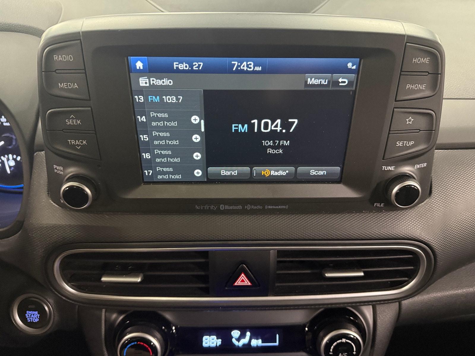 Thumbnail: 2021 Hyundai Kona - 3