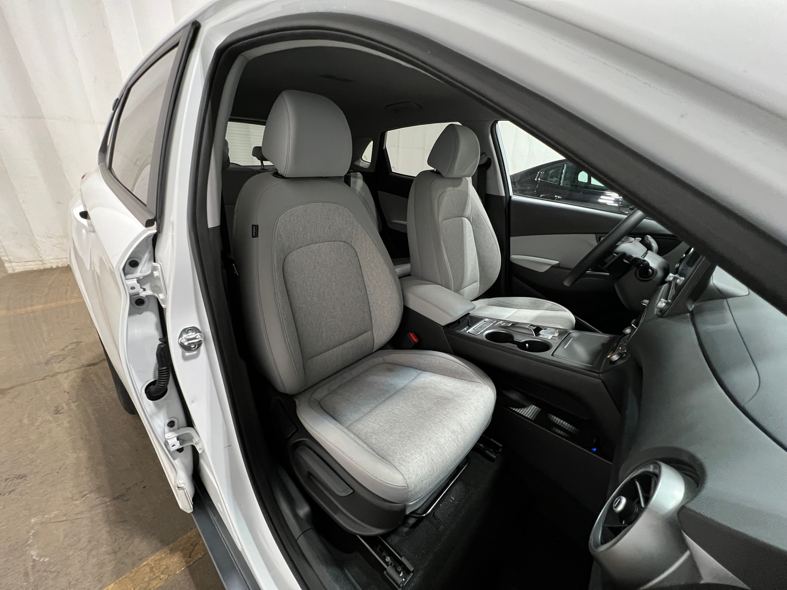 Thumbnail: 2023 Hyundai Kona - 2