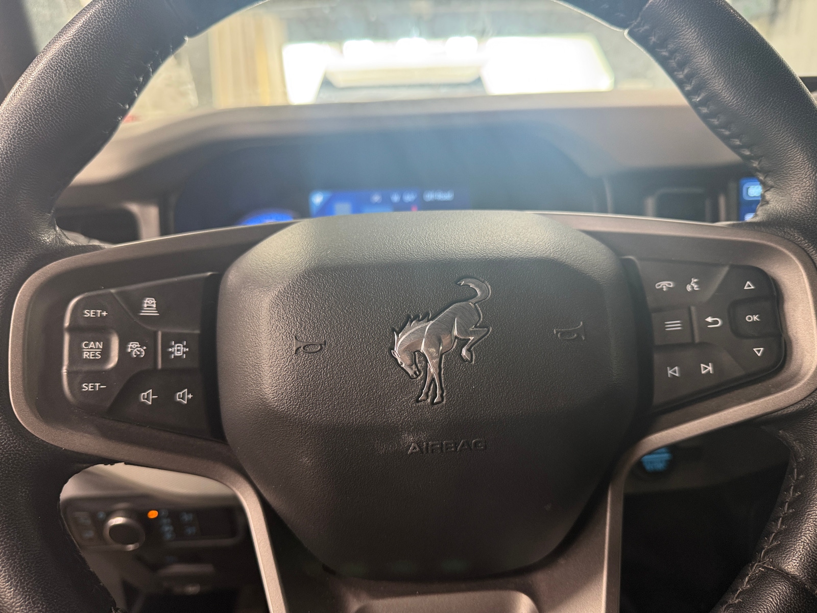 Thumbnail: 2022 Ford Bronco - 5