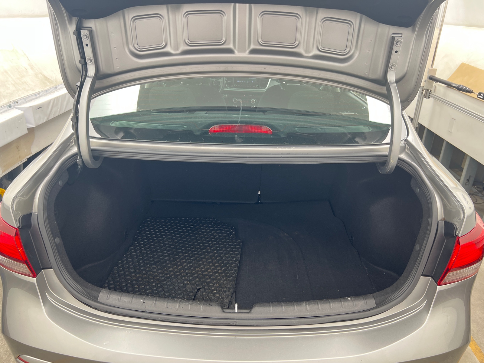 Thumbnail: 2022 Kia Rio - 7