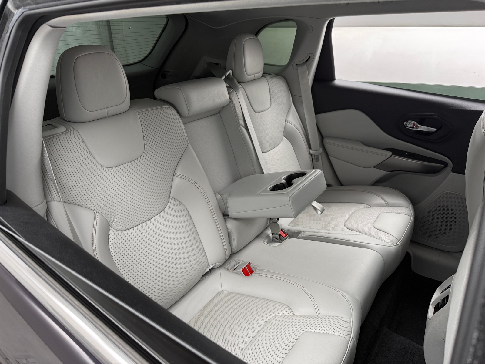 Thumbnail: 2021 Jeep Cherokee - 5