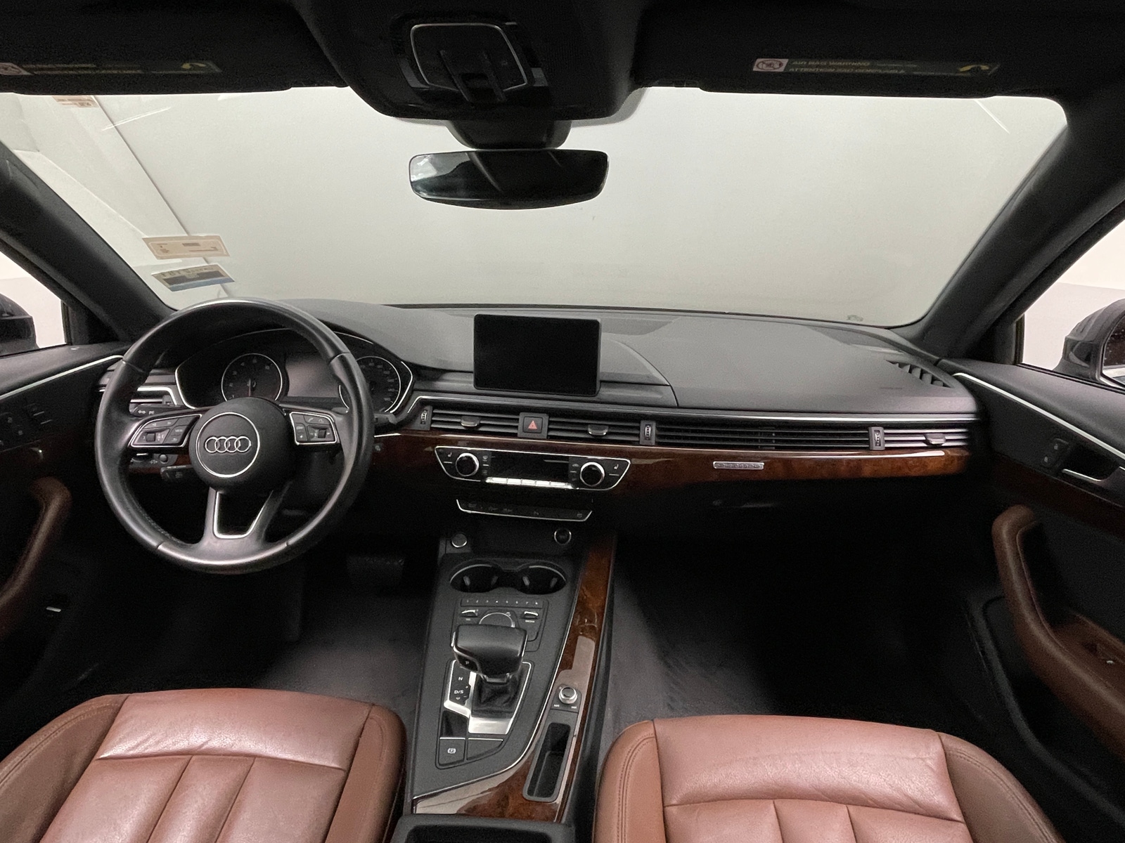 Thumbnail: 2017 Audi A4 - 2