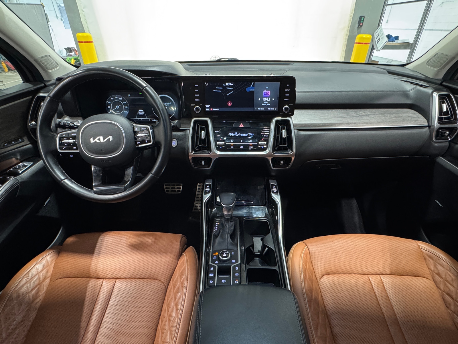 Thumbnail: 2022 Kia Sorento - 2