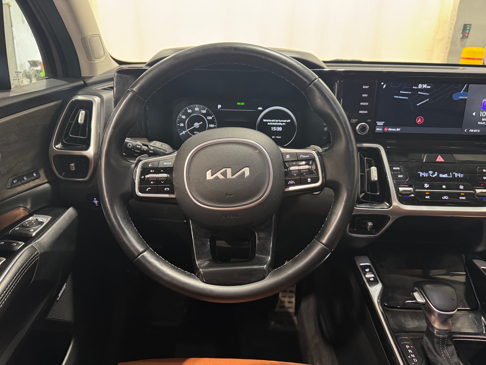 Thumbnail: 2022 Kia Sorento - 4