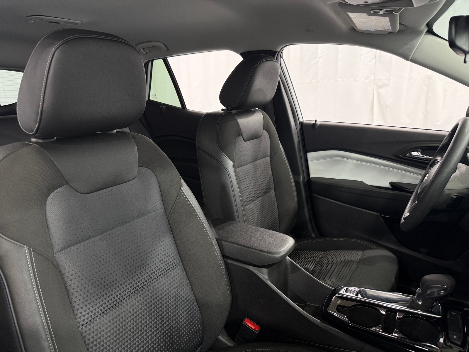 Thumbnail: 2025 Chevrolet Trax - 2