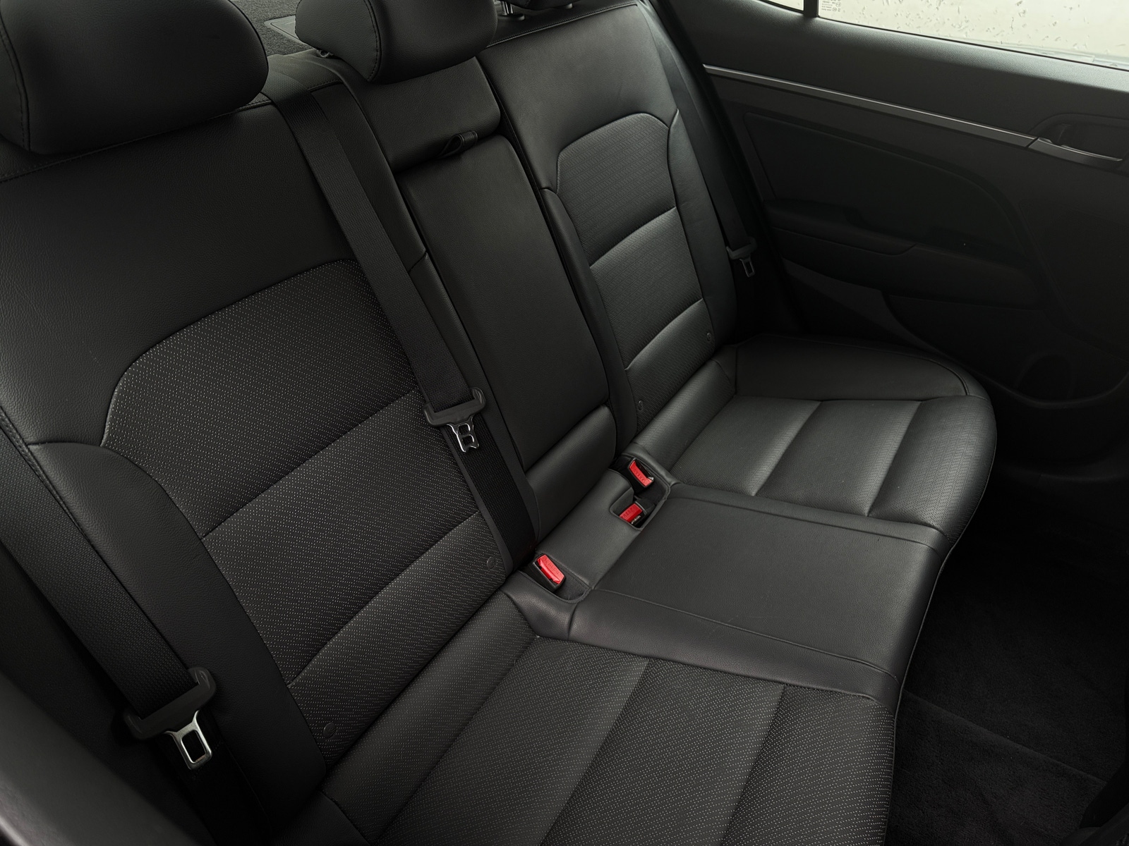 Thumbnail: 2020 Hyundai Elantra - 5