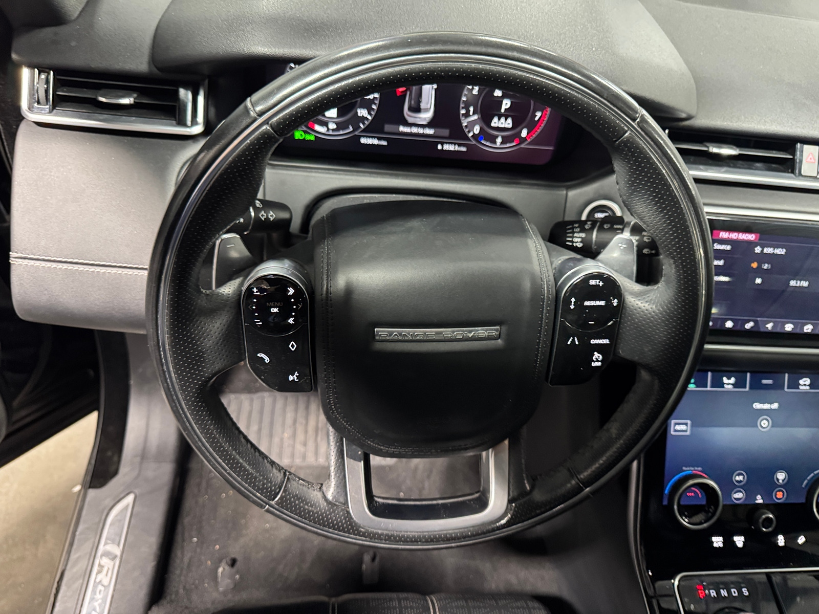 Thumbnail: 2020 Land Rover Range Rover Velar - 4