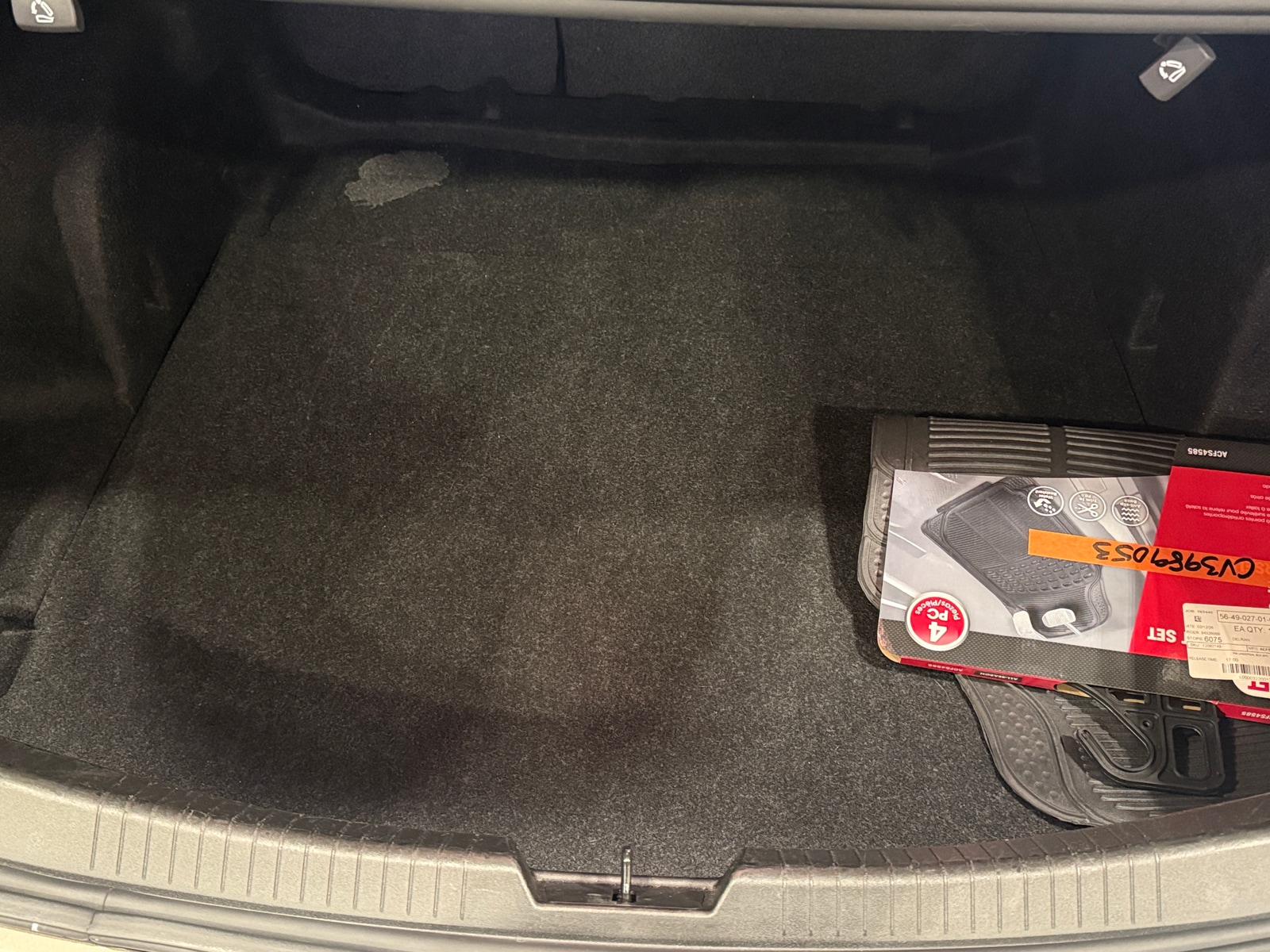 Thumbnail: 2024 Chevrolet Malibu - 7