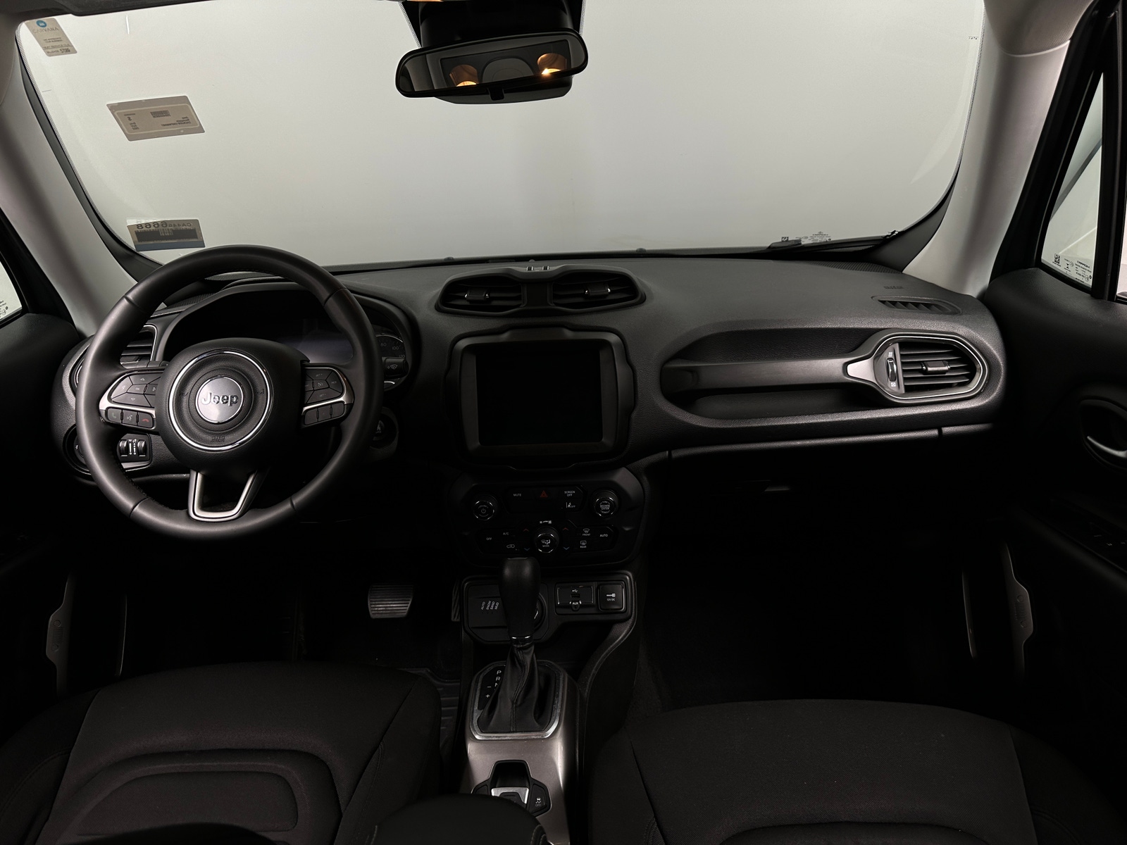 Thumbnail: 2022 Jeep Renegade - 3