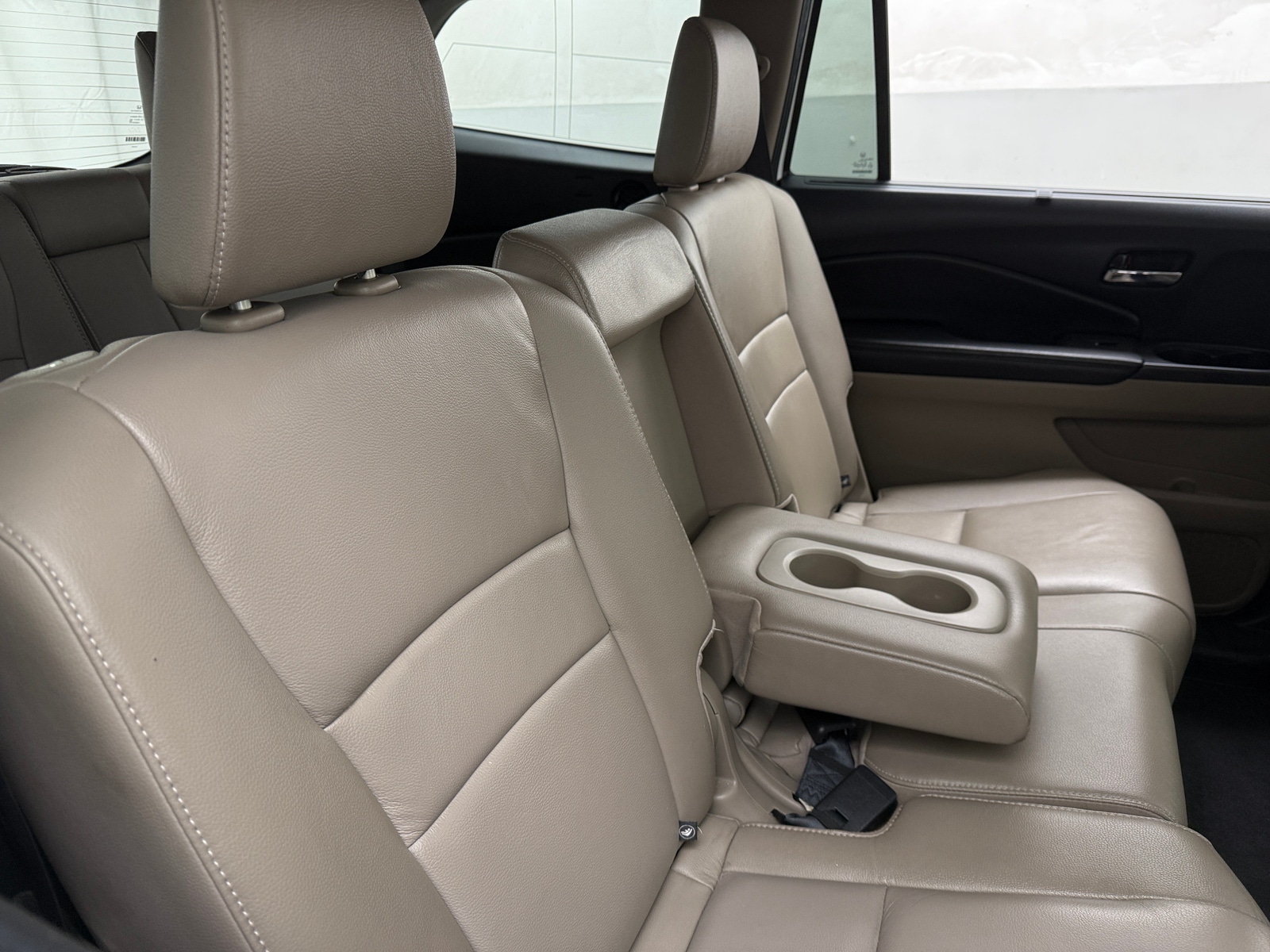 Thumbnail: 2016 Honda Pilot - 5