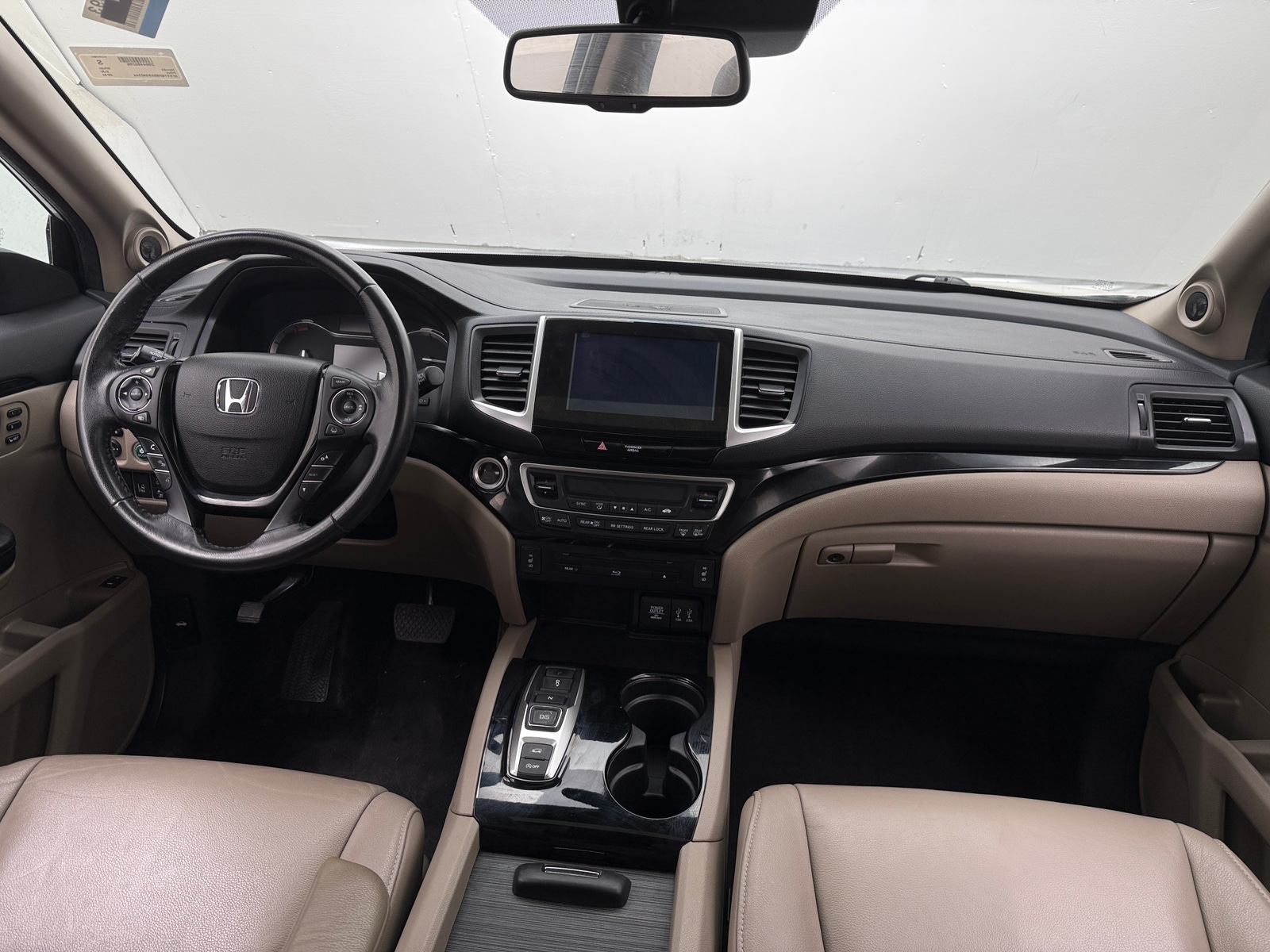 Thumbnail: 2016 Honda Pilot - 2