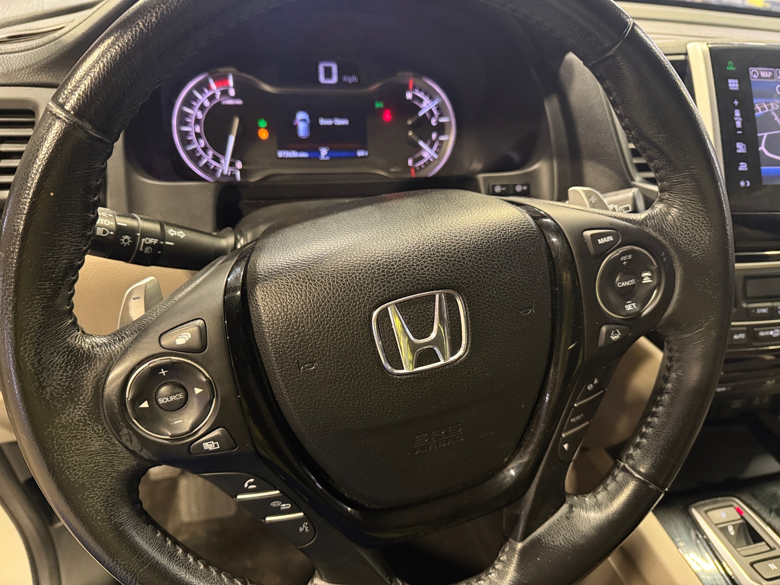 Thumbnail: 2016 Honda Pilot - 4