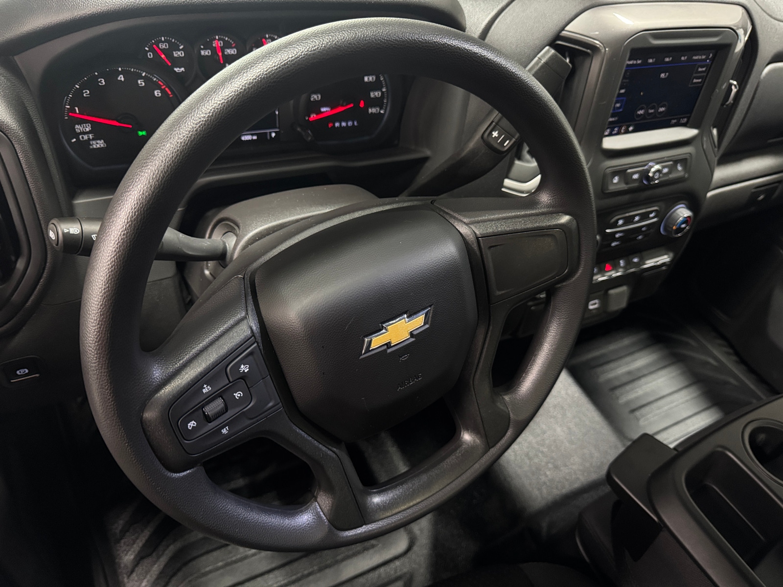 Thumbnail: 2025 Chevrolet Silverado 1500 - 4