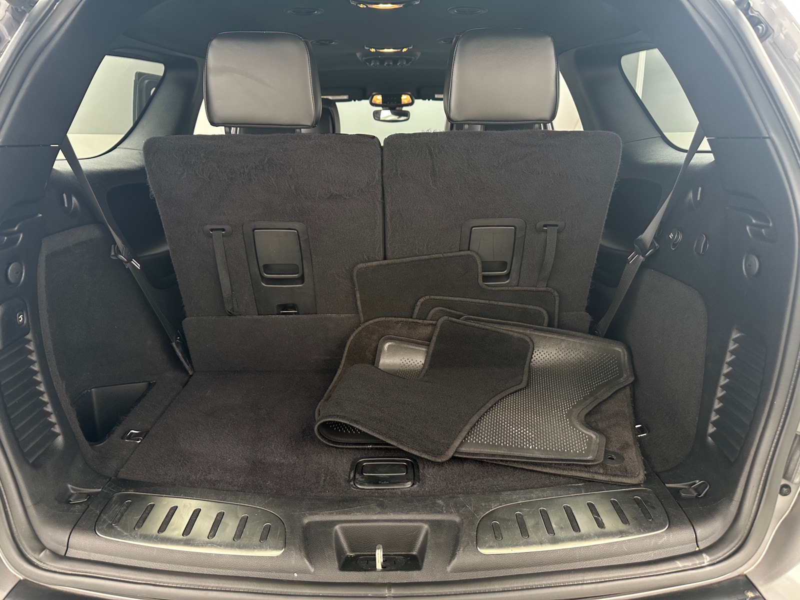 Thumbnail: 2020 Dodge Durango - 6