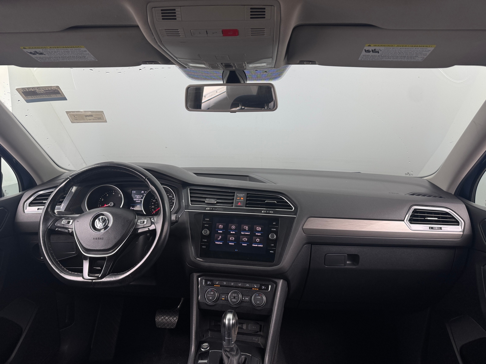 Thumbnail: 2018 Volkswagen Tiguan - 2