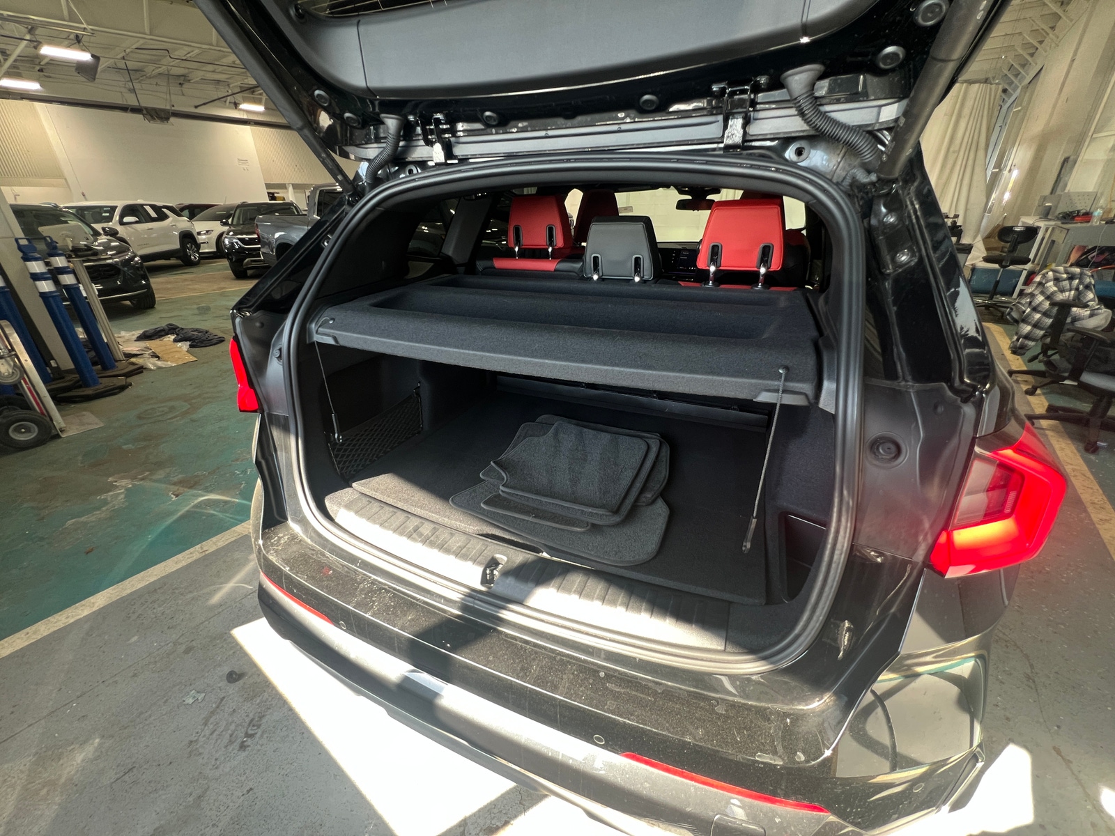 Thumbnail: 2025 BMW X1 - 6