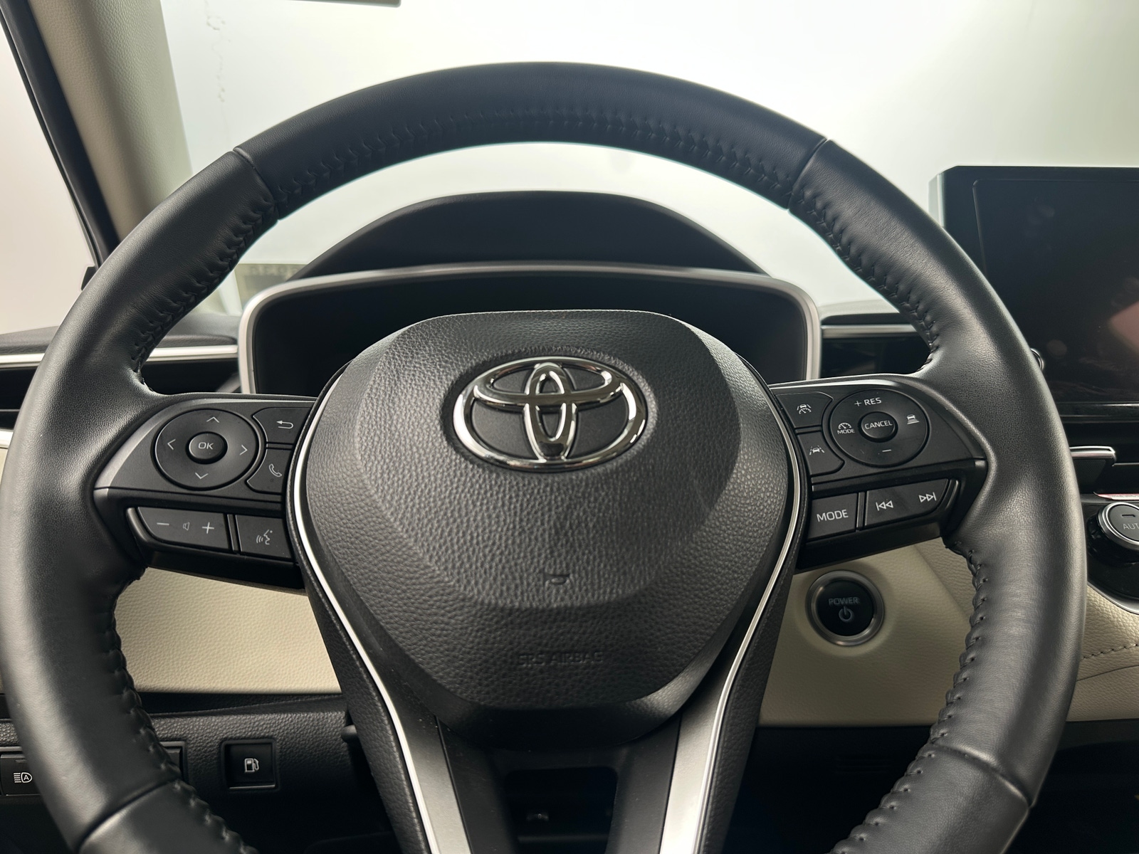 Thumbnail: 2024 Toyota Corolla - 4