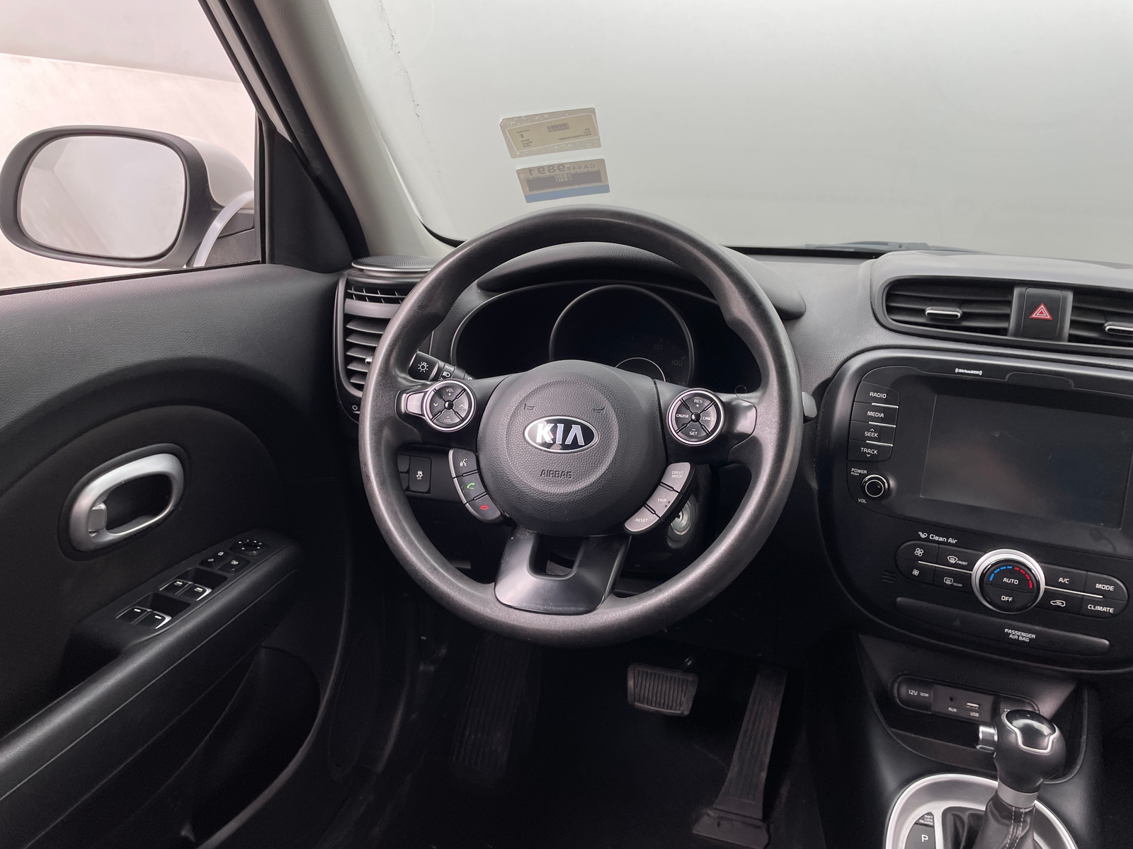 Thumbnail: 2018 Kia Soul - 5