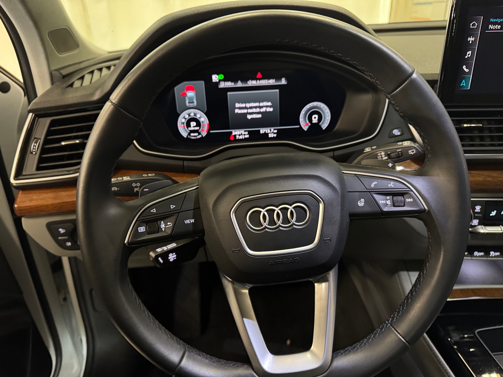 Thumbnail: 2022 Audi Q5 - 4