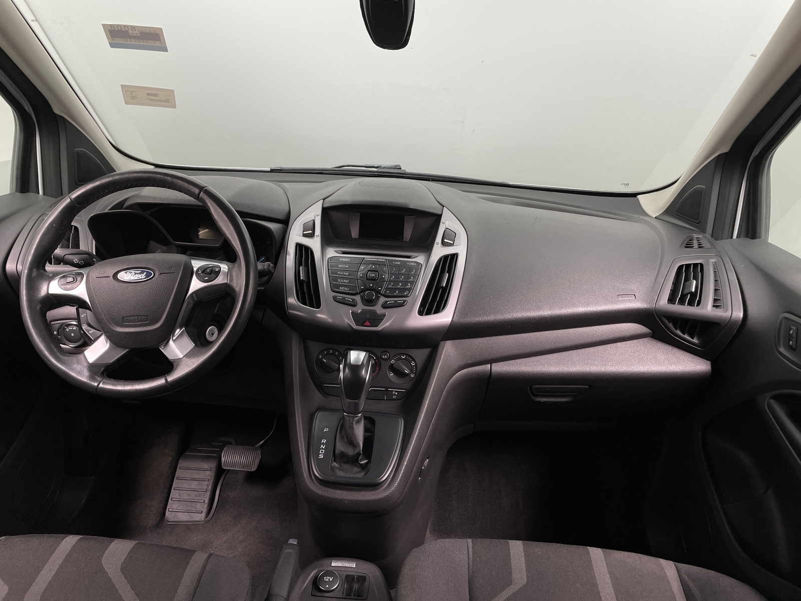 Thumbnail: 2015 Ford Transit Series - 3