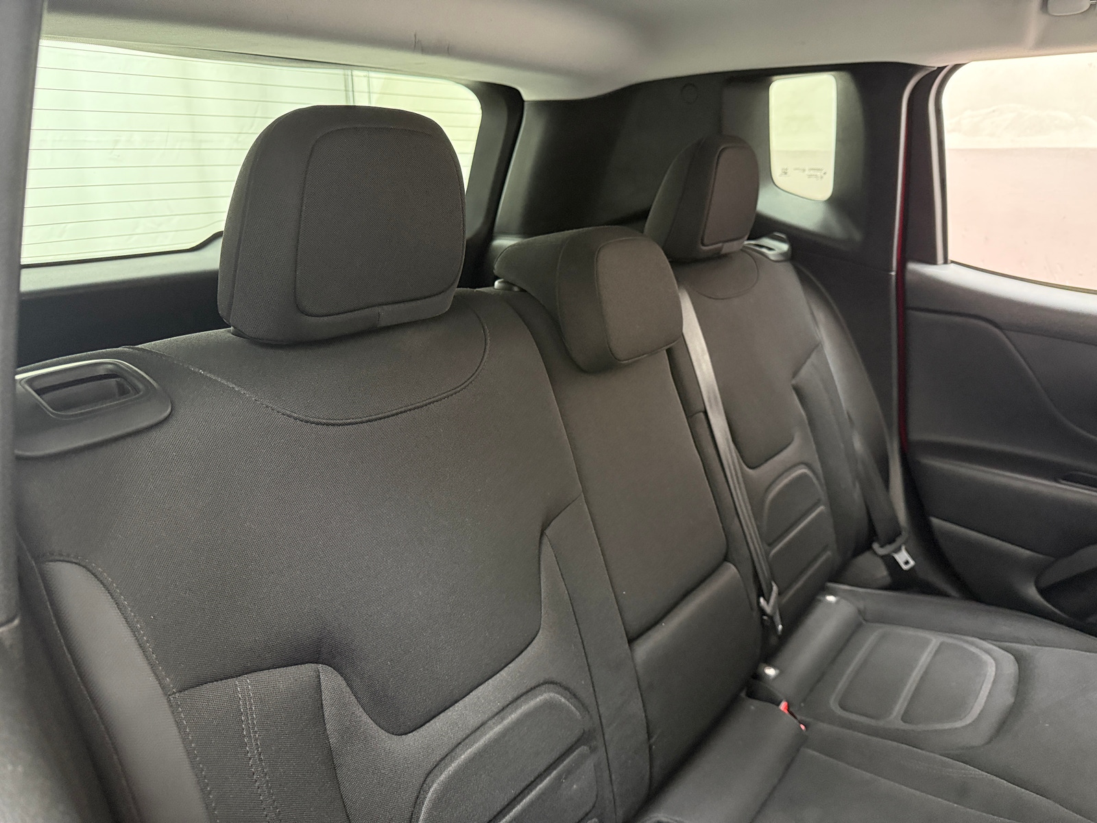 Thumbnail: 2017 Jeep Renegade - 6