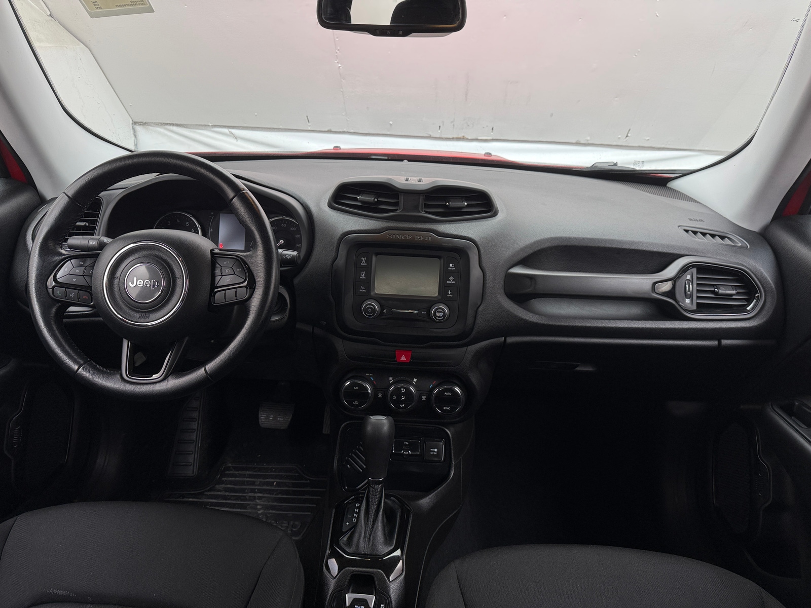 Thumbnail: 2017 Jeep Renegade - 3