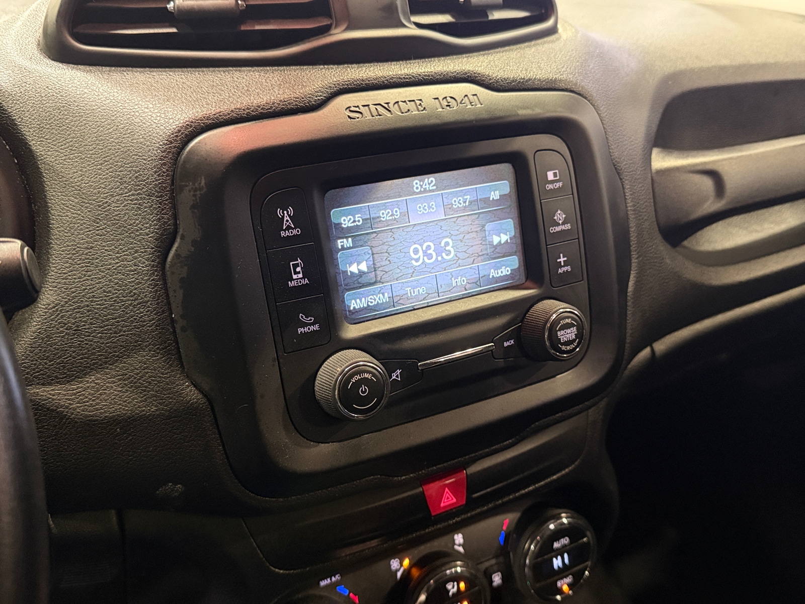 Thumbnail: 2017 Jeep Renegade - 4