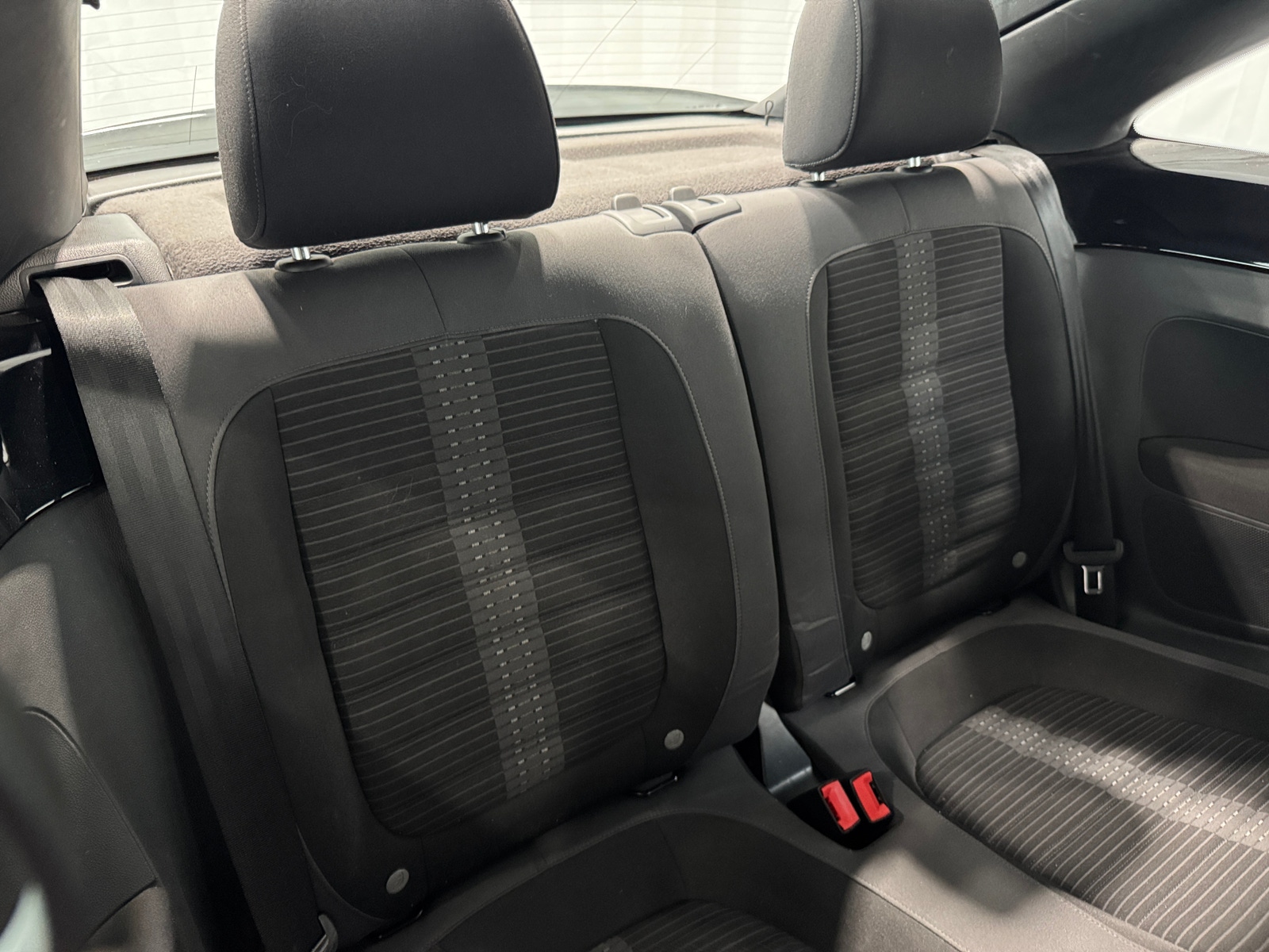 Thumbnail: 2012 Volkswagen Beetle - 6