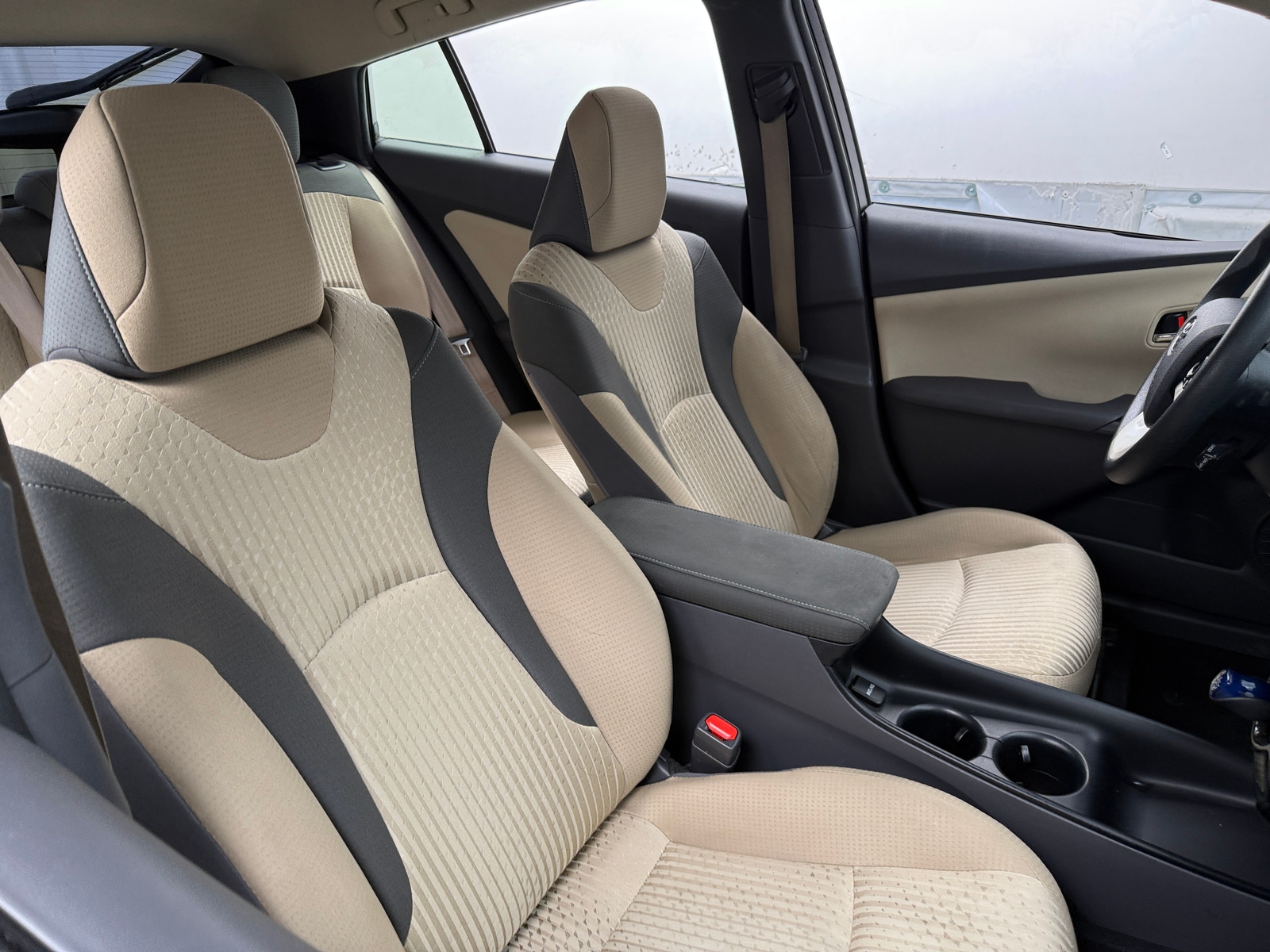 Thumbnail: 2017 Toyota Prius - 2