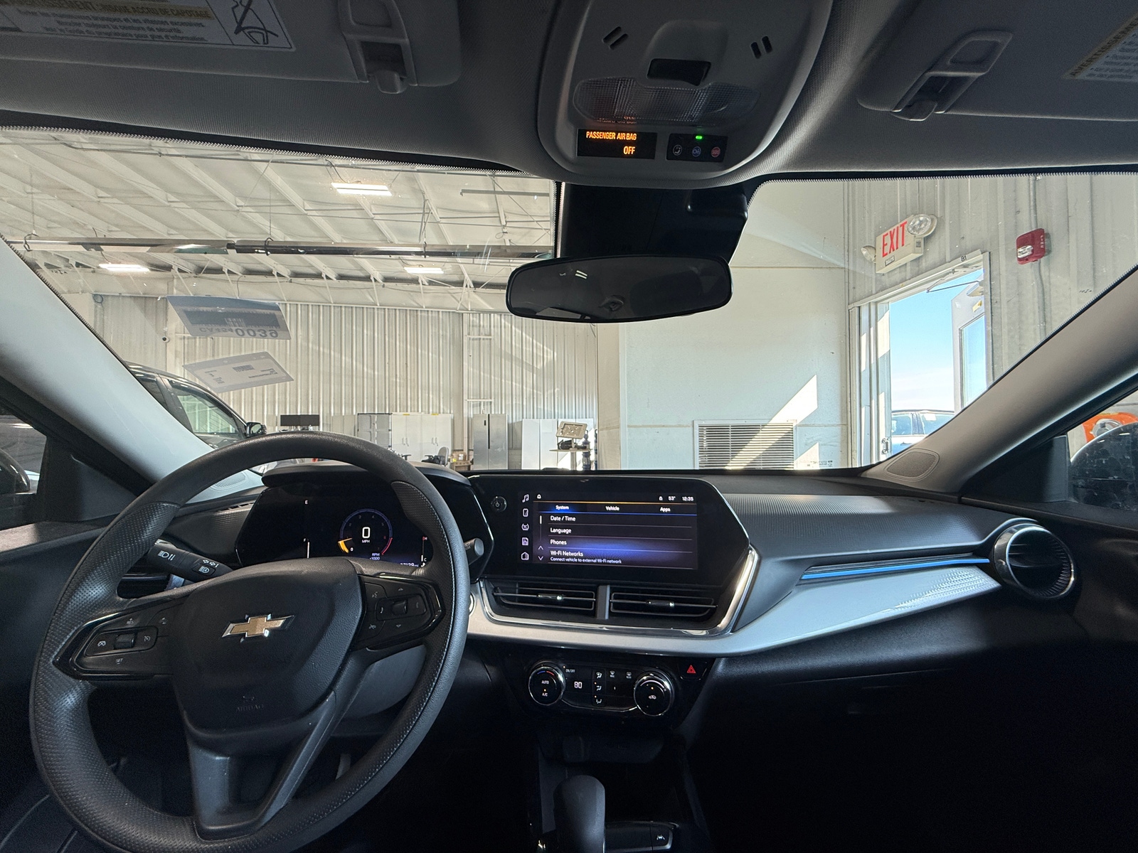 Thumbnail: 2025 Chevrolet Trax - 3