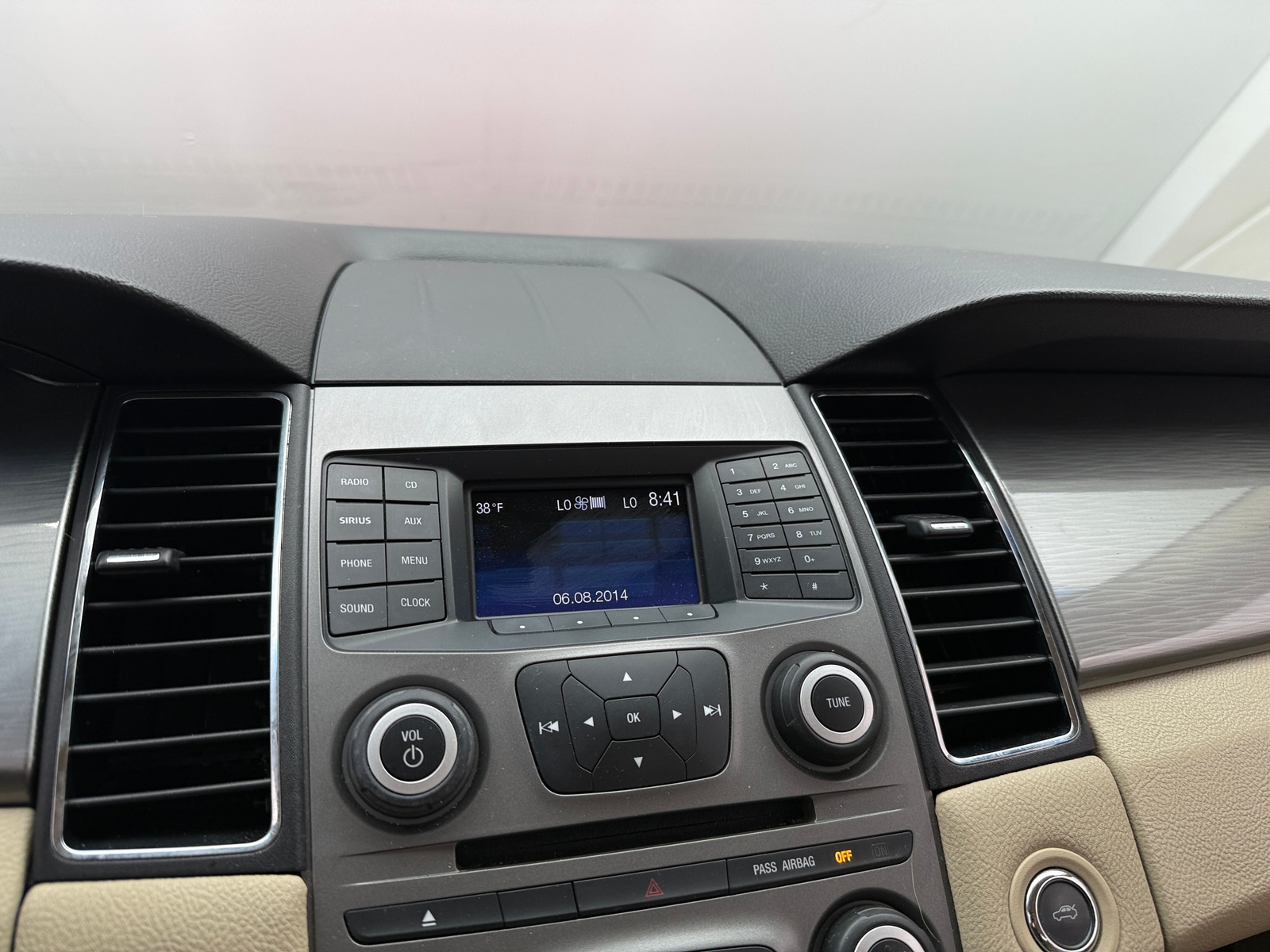 Thumbnail: 2015 Ford Taurus - 3