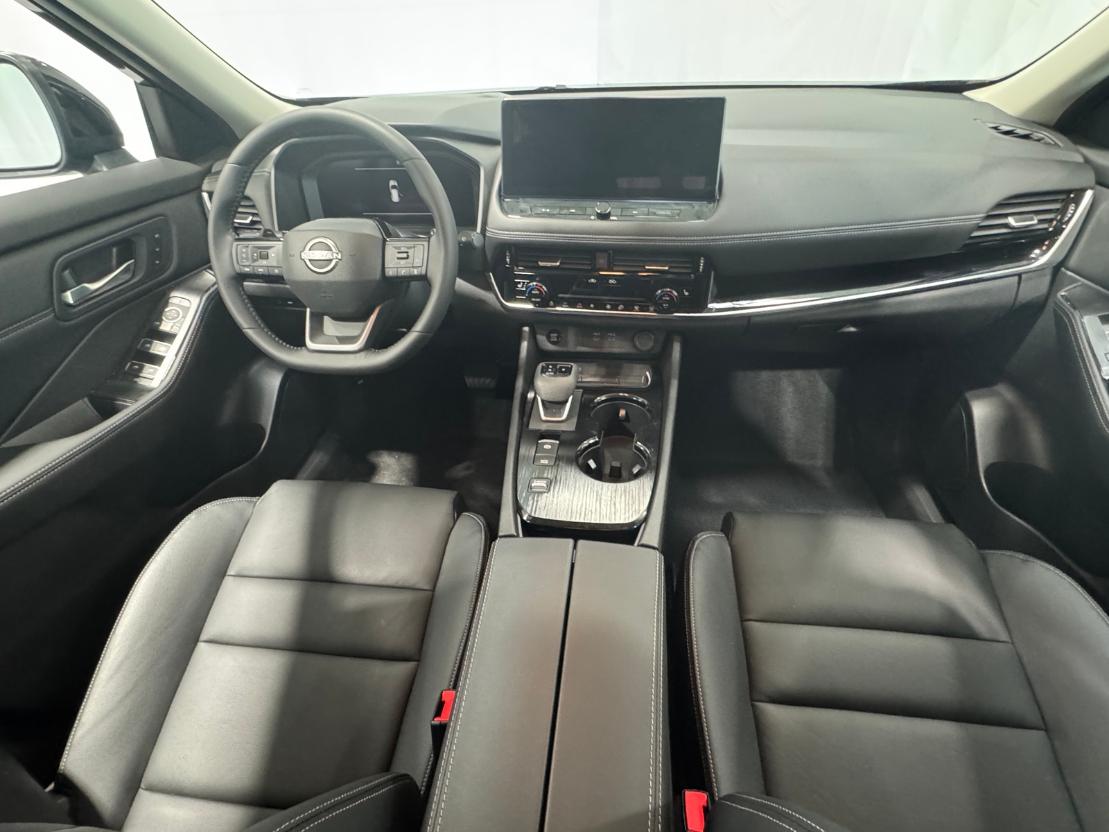 Thumbnail: 2025 Nissan Rogue - 2