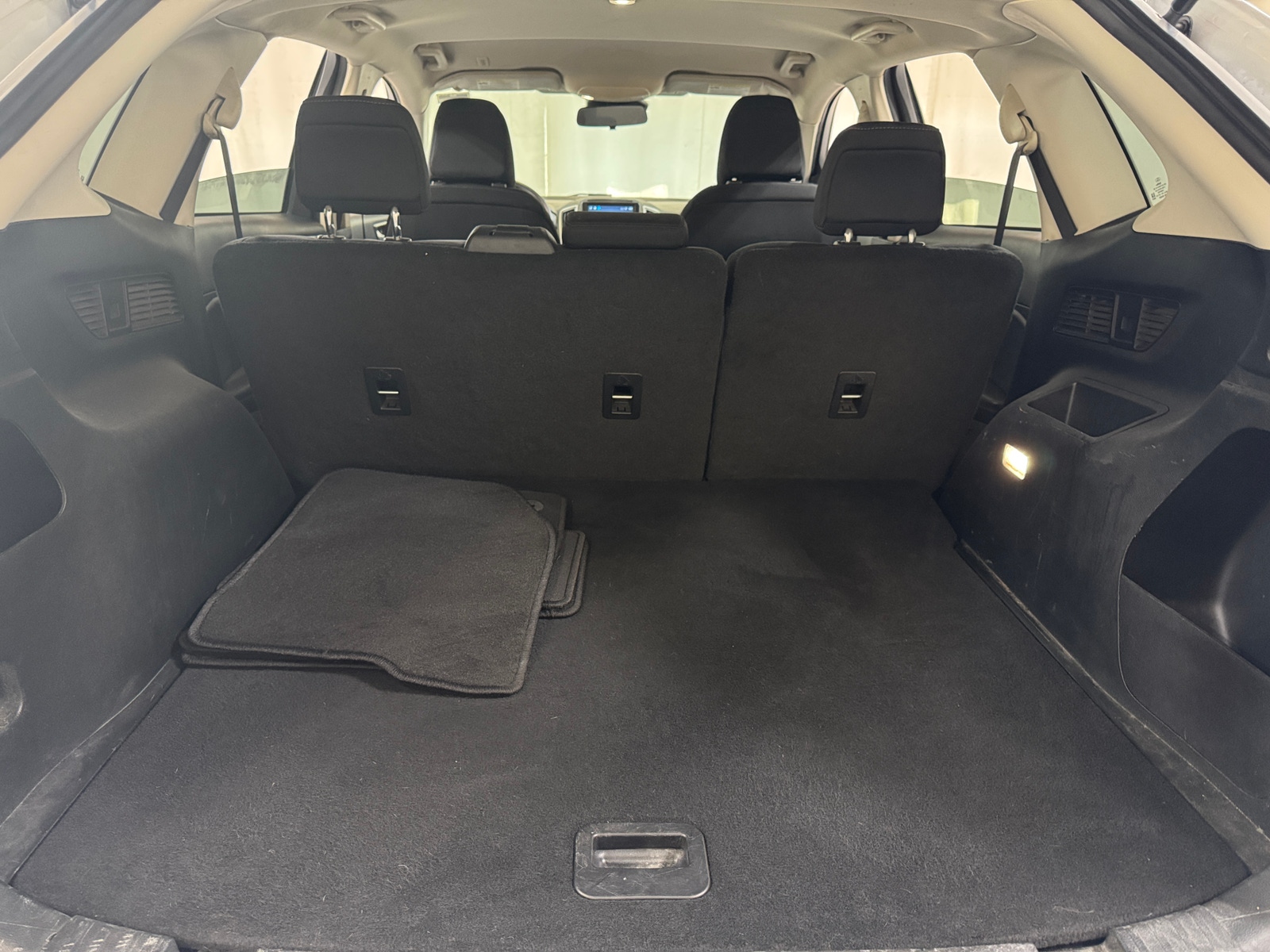 Thumbnail: 2022 Ford Edge - 7