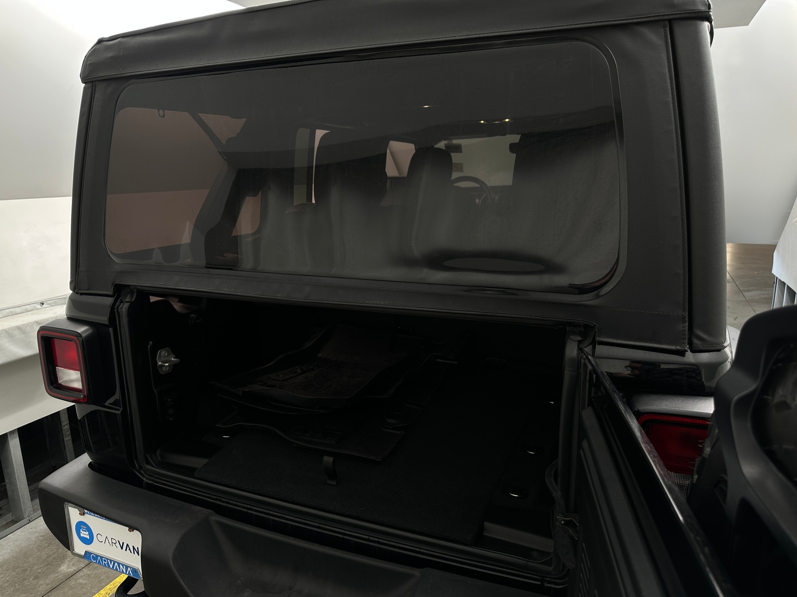 Thumbnail: 2022 Jeep Wrangler - 7