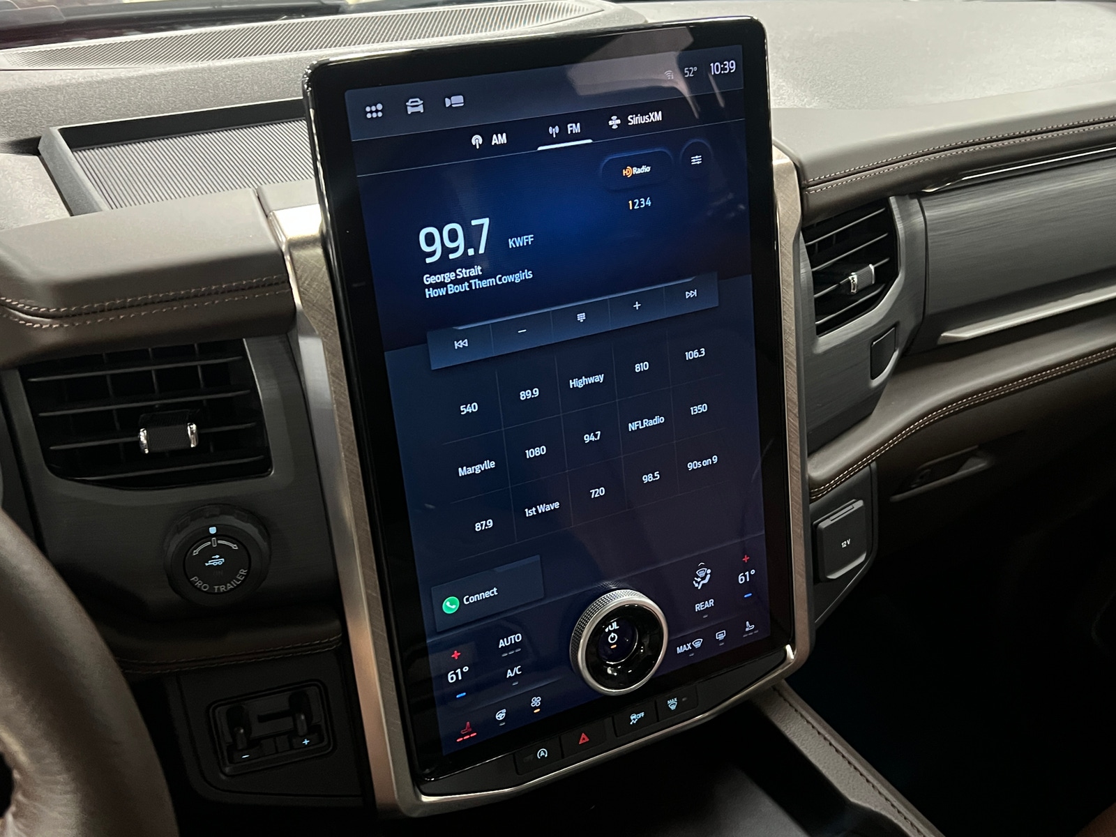 Thumbnail: 2024 Ford Expedition MAX - 3