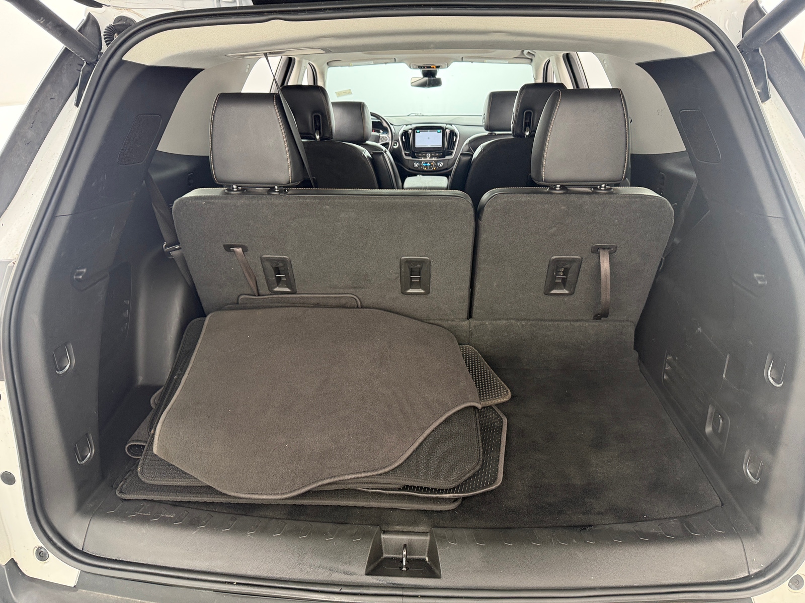 Thumbnail: 2018 Chevrolet Traverse - 6