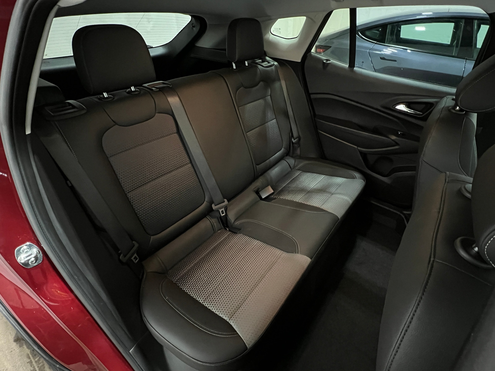 Thumbnail: 2025 Chevrolet Trax - 6