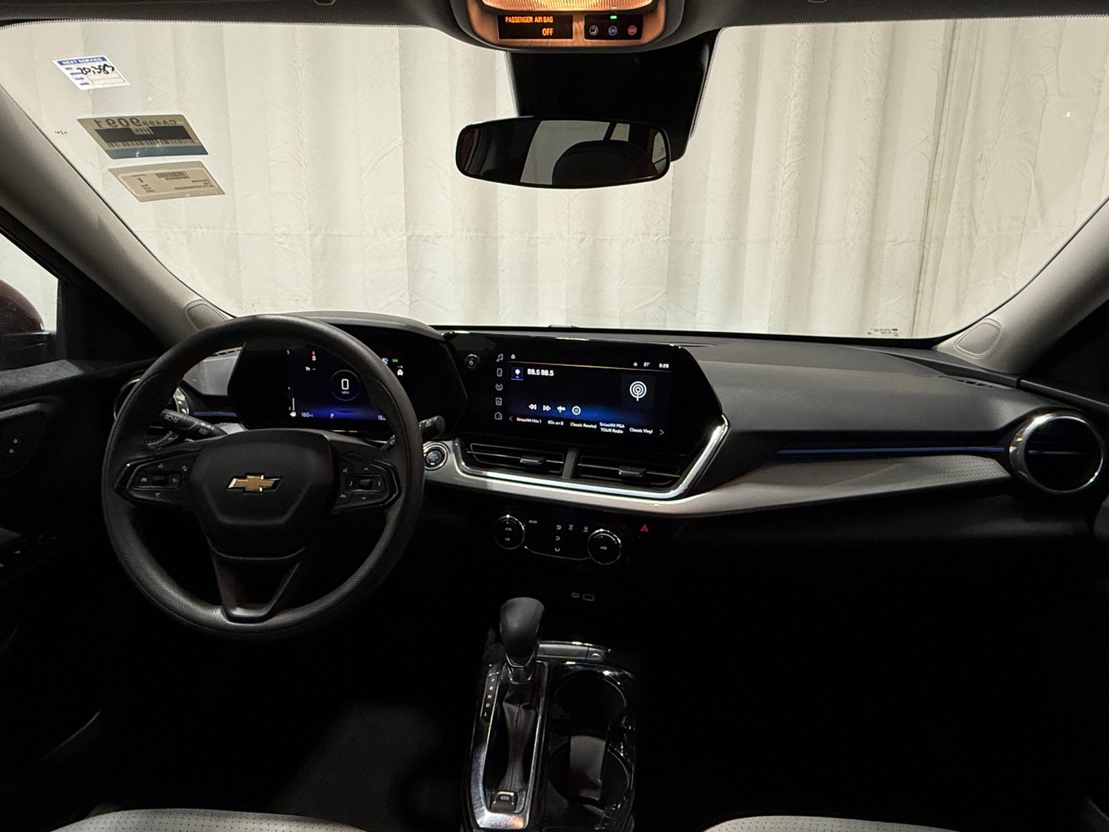 Thumbnail: 2025 Chevrolet Trax - 3