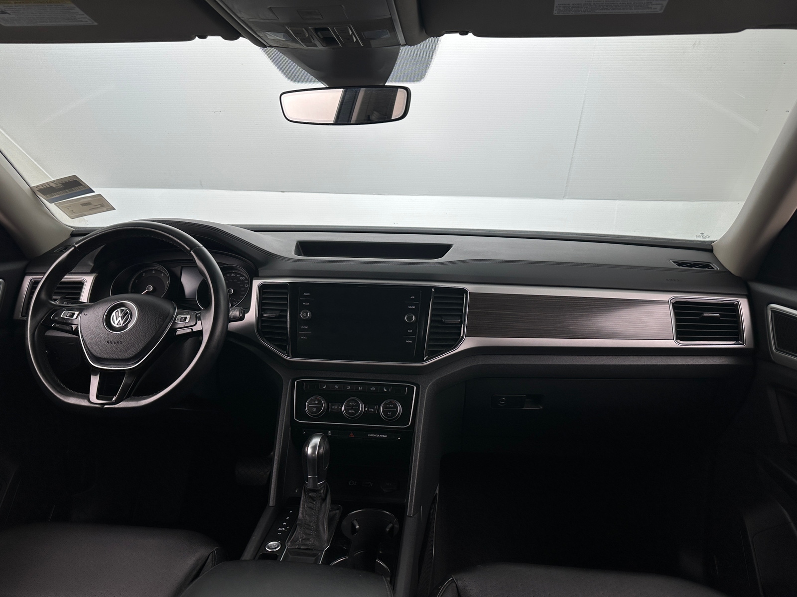 Thumbnail: 2018 Volkswagen Atlas - 2